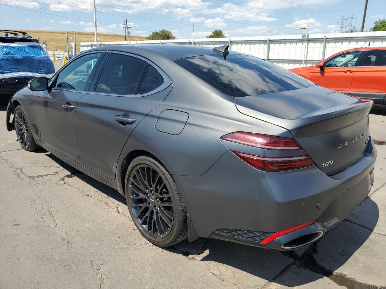 2022 Genesis G70 Launch Edition - Фото 2