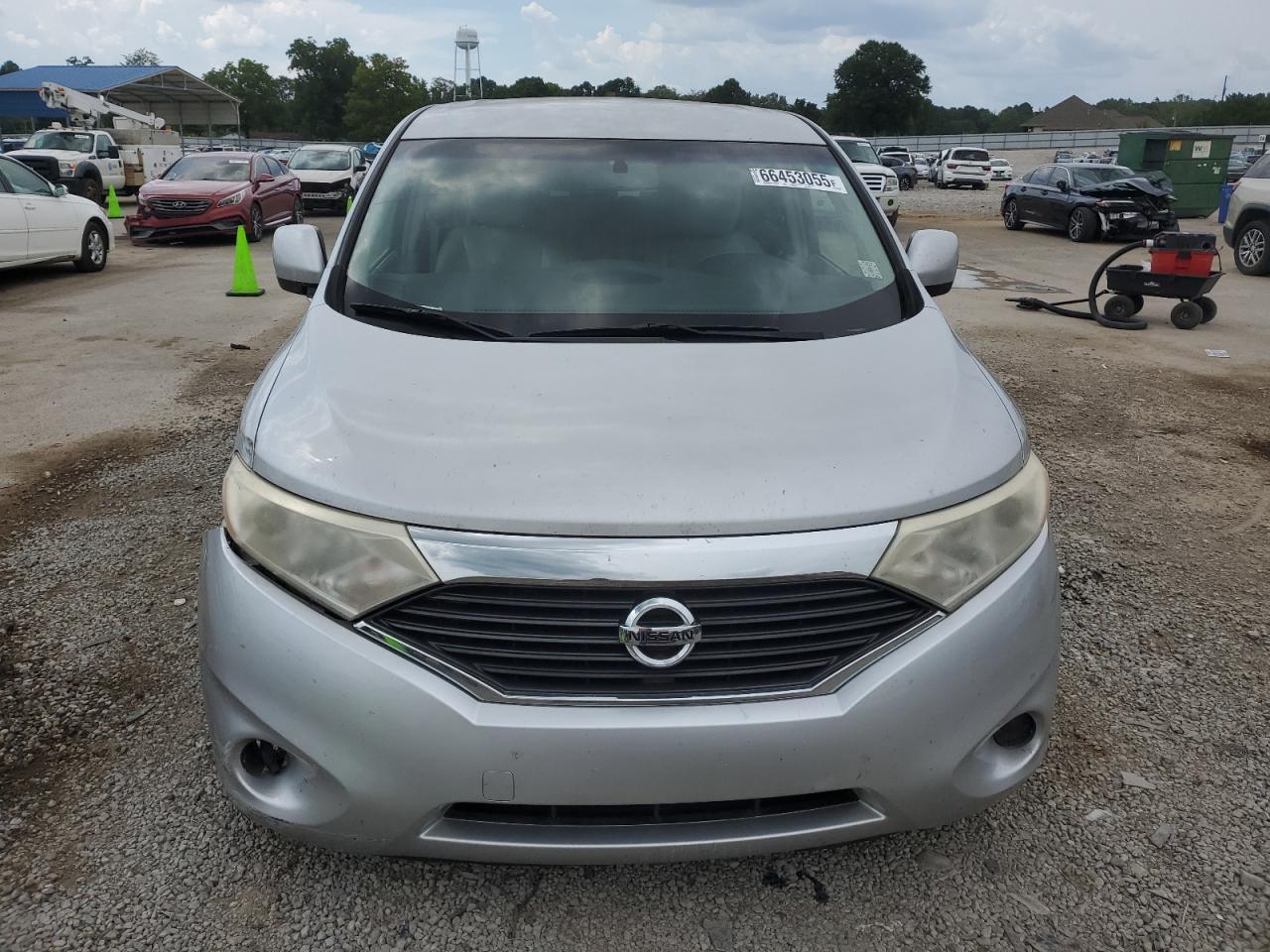 2011 Nissan Quest S - Фото 5