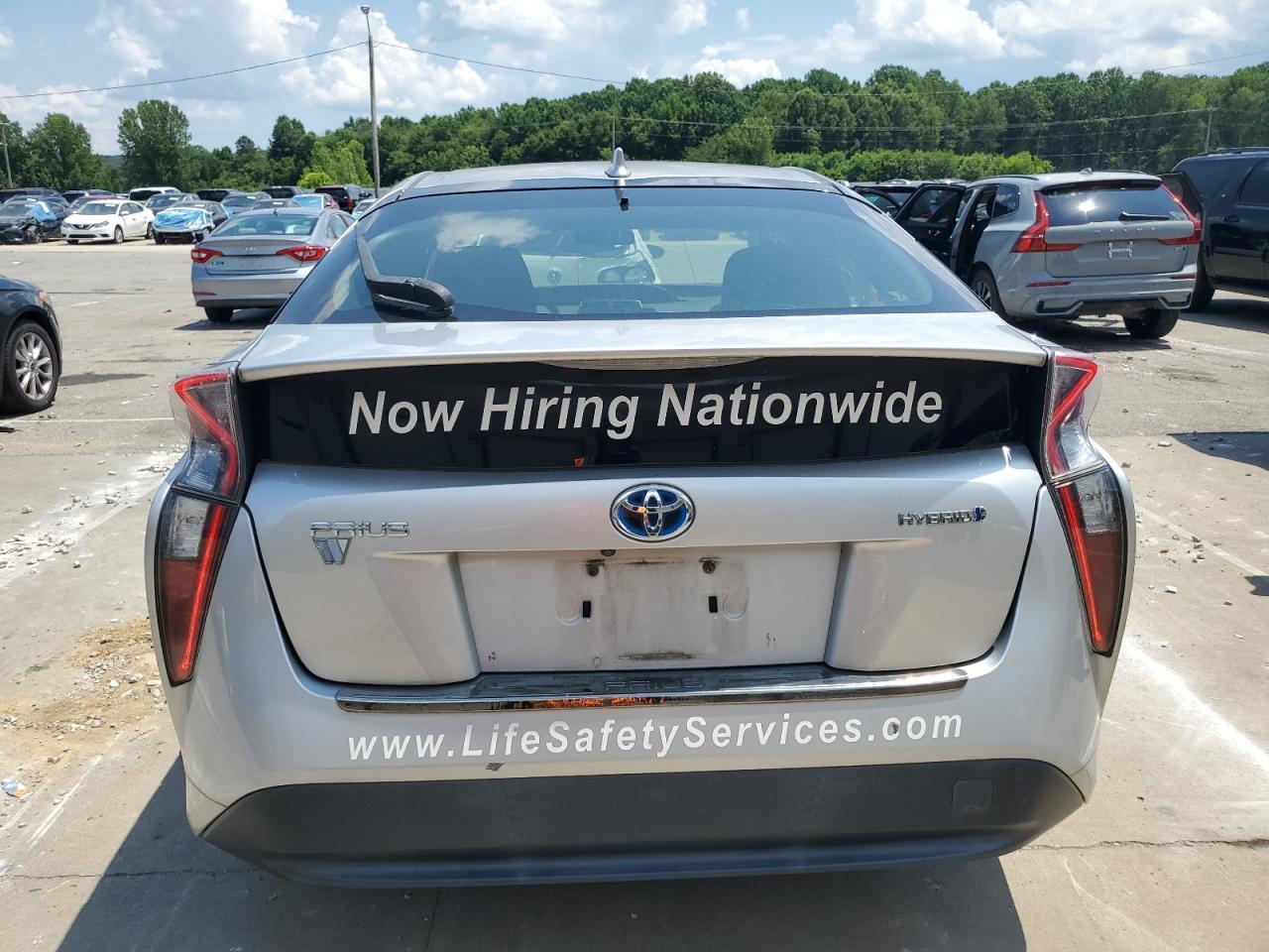 2016 Toyota Prius - Image 6
