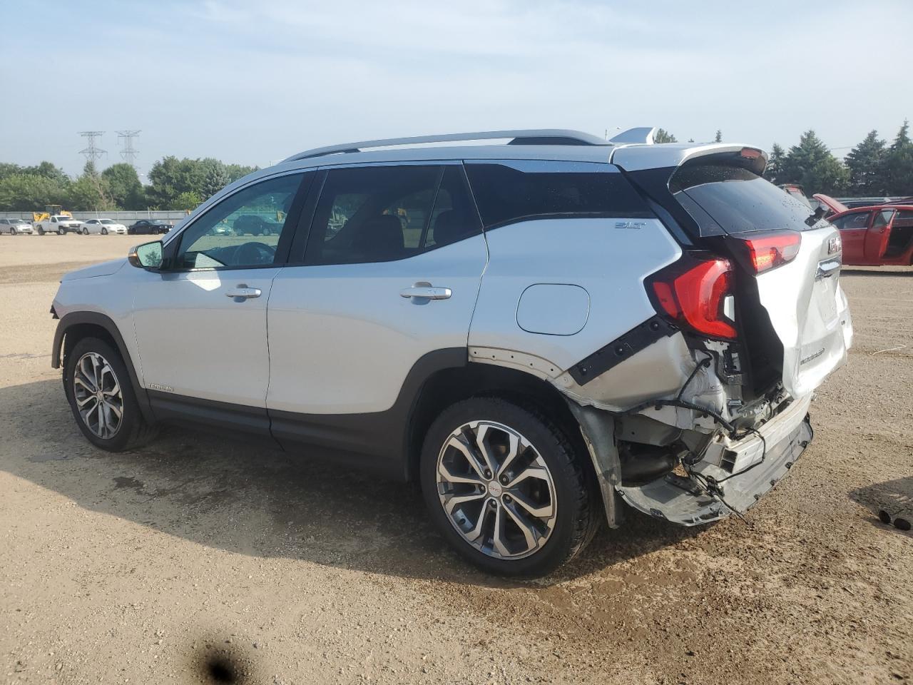 2021 GMC Terrain Slt - Фото 2