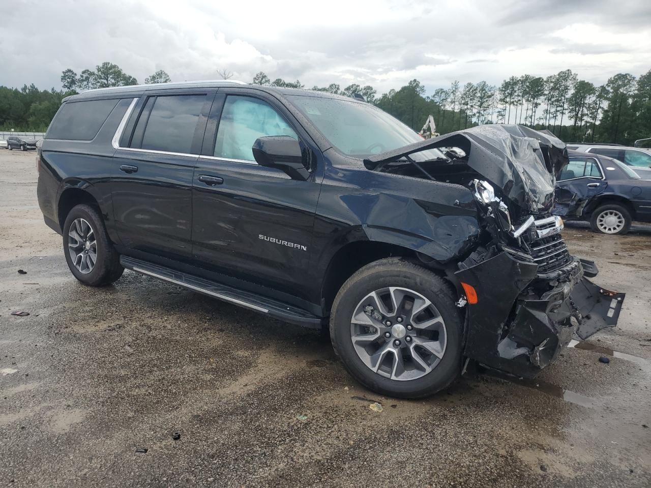 2021 Chevrolet Suburban C1500 Lt - Фото 4