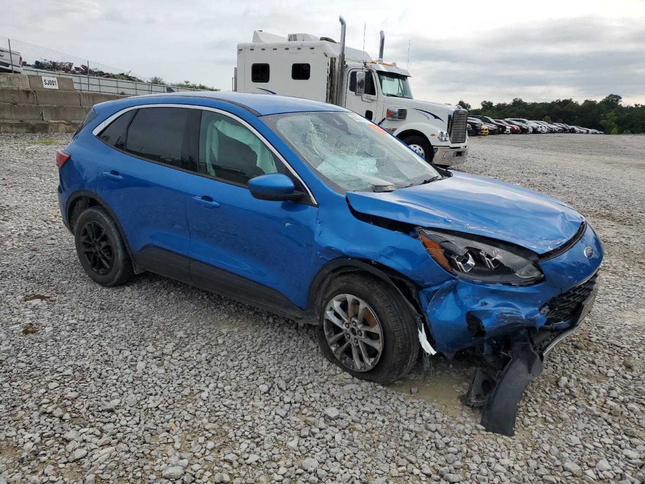 2021 Ford Escape Se - Фото 4