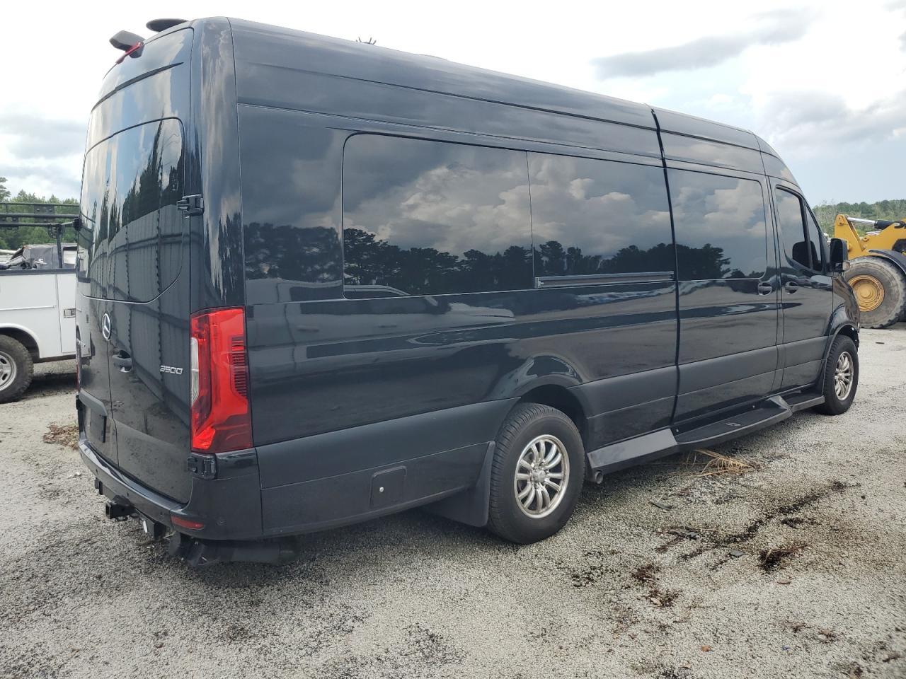 2019 Mercedes-Benz Sprinter 3500 - Фото 3