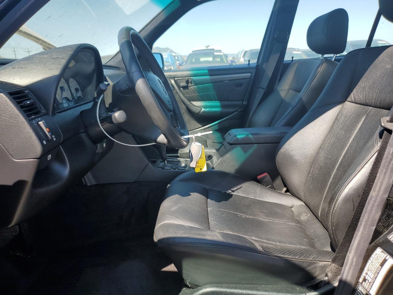 2000 Mercedes-Benz C 280 - Фото 7