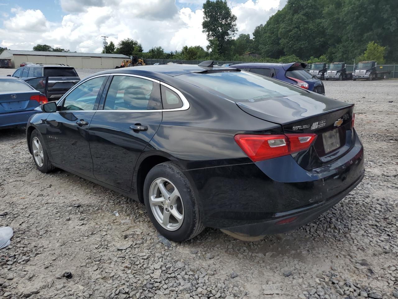 2018 Chevrolet Malibu Ls - Image 2