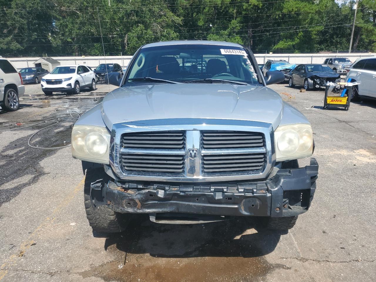2005 Dodge Dakota Quad - Image 5