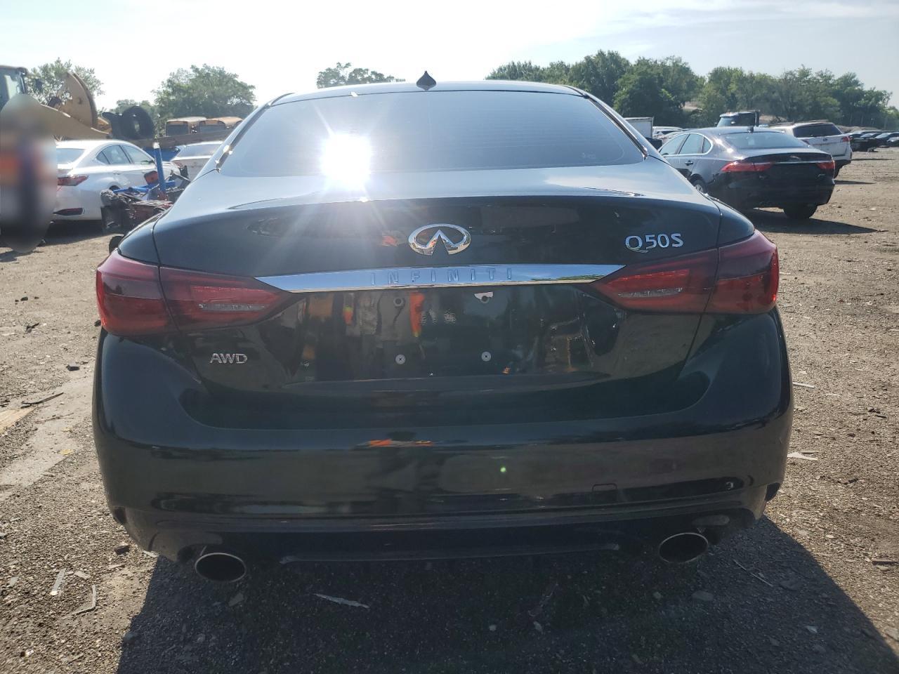 2018 Infiniti Q50 Luxe - Image 6