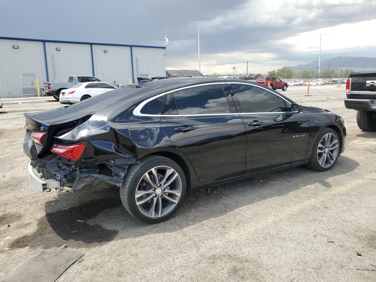 2022 Chevrolet Malibu Lt - Image 3