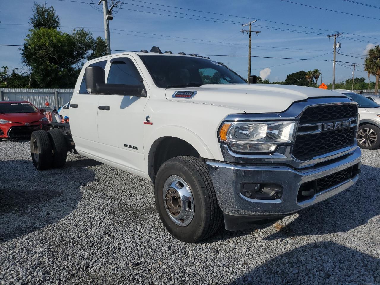 2022 Ram 3500 - Фото 4