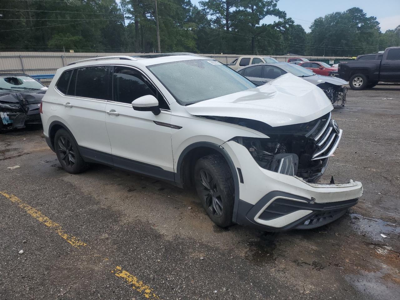 2023 Volkswagen Tiguan Se - Фото 4