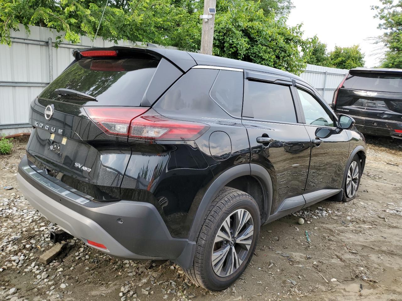 2023 Nissan Rogue Sv - Фото 3