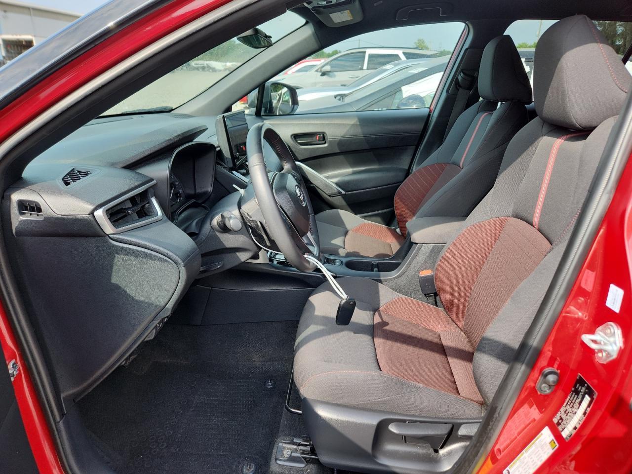 2024 Toyota Corolla Cross Se - Image 7