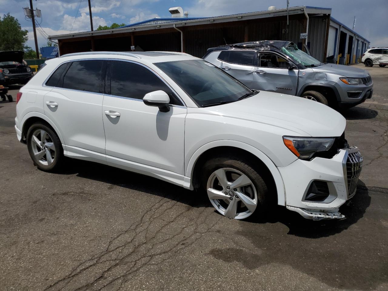 2020 Audi Q3 Premium - Фото 4
