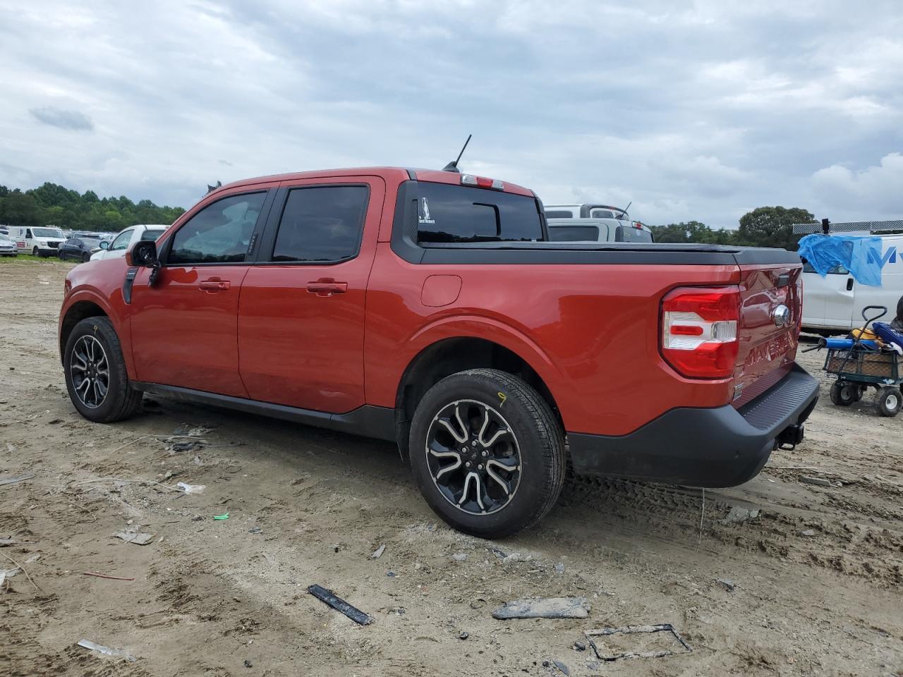 2022 Ford Maverick Xl - Image 2