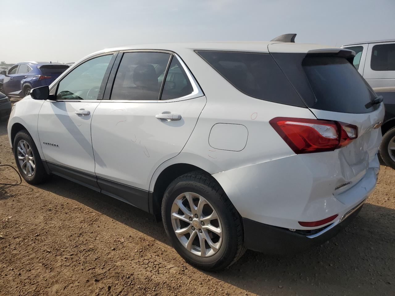 2020 Chevrolet Equinox Lt - Image 2