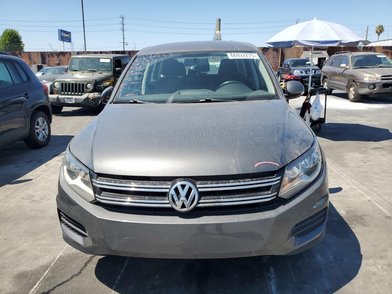2014 Volkswagen Tiguan S - Image 5