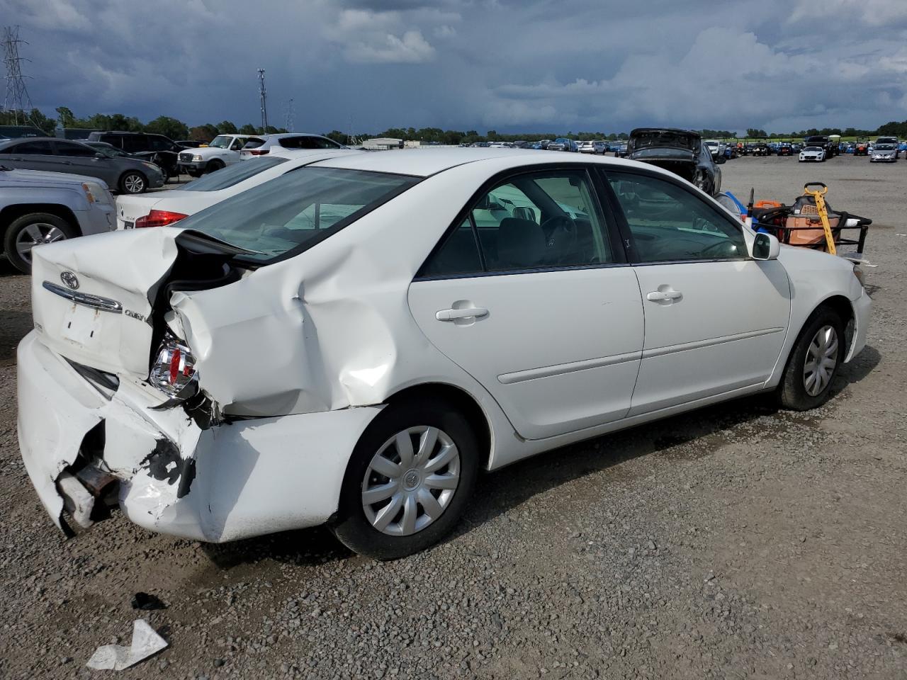 2005 Toyota Camry Le - Image 3