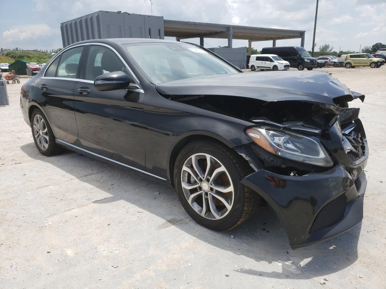 2016 Mercedes-Benz C 300 - Фото 4