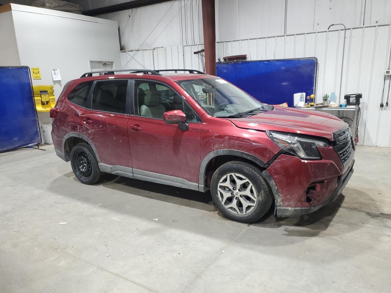 2024 Subaru Forester Premium - Image 4