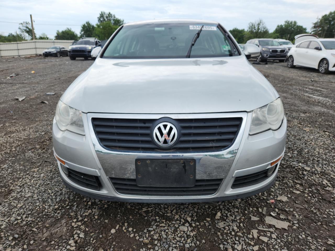 2010 Volkswagen Passat Komfort - Фото 5