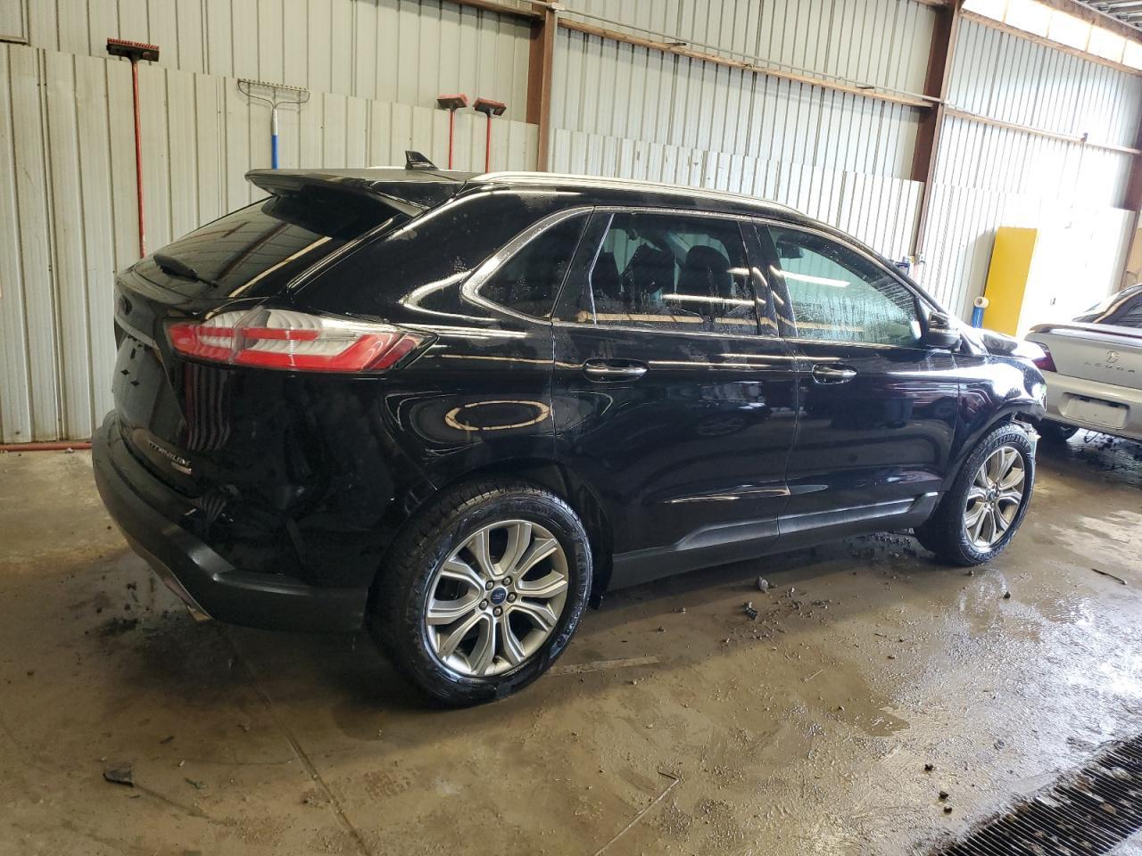 2019 Ford Edge Titanium - Фото 3