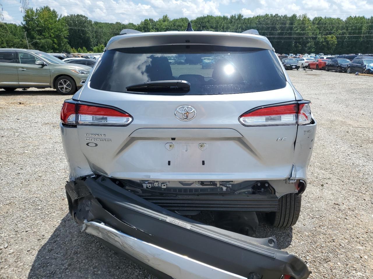 2025 Toyota Corolla Cross Le - Фото 6