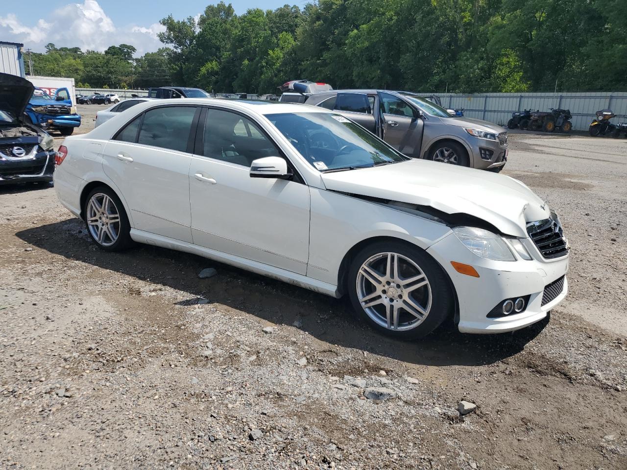 2010 Mercedes-Benz E 350 - Фото 4