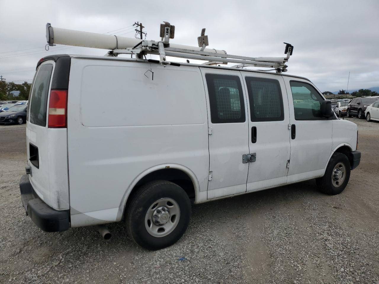 2013 Chevrolet Express G2500 - Фото 3