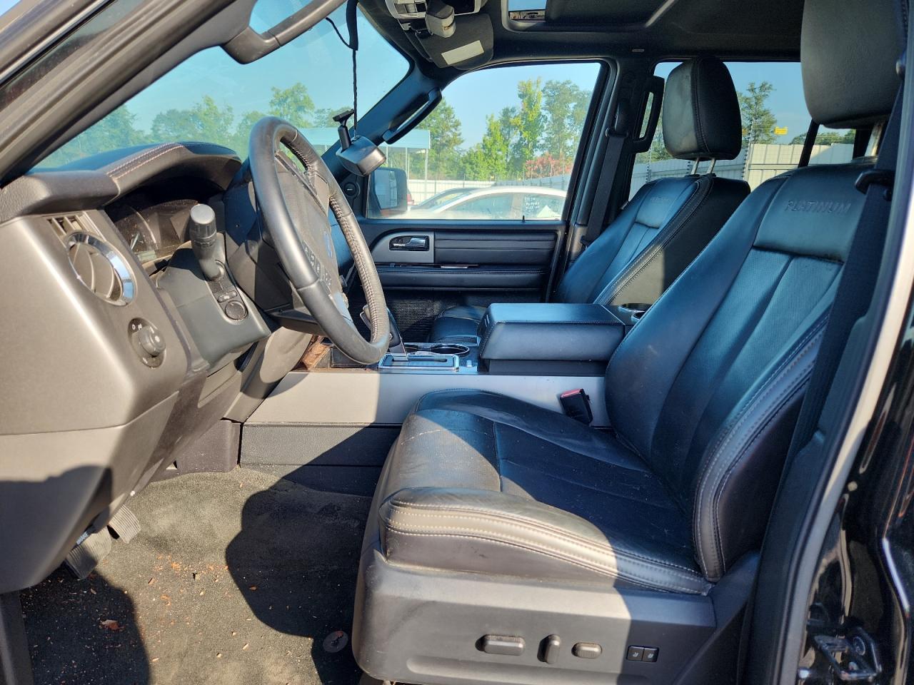 2017 Ford Expedition Platinum - Image 7