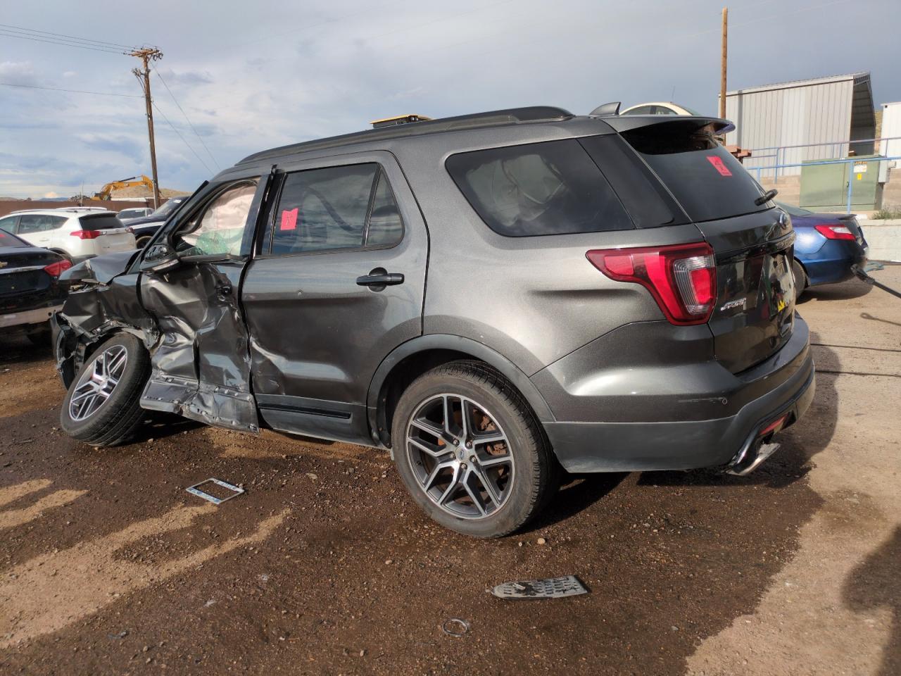 2016 Ford Explorer Sport - Image 2