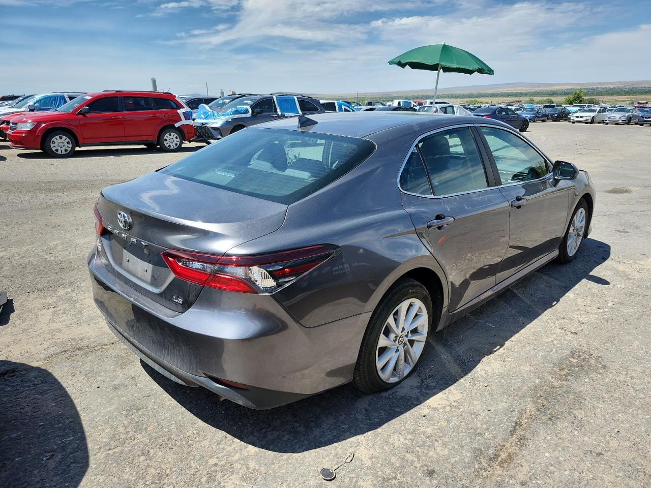 2024 Toyota Camry Le - Фото 3