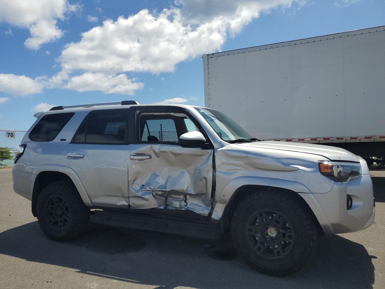 2024 Toyota 4Runner Sr5 - Image 4