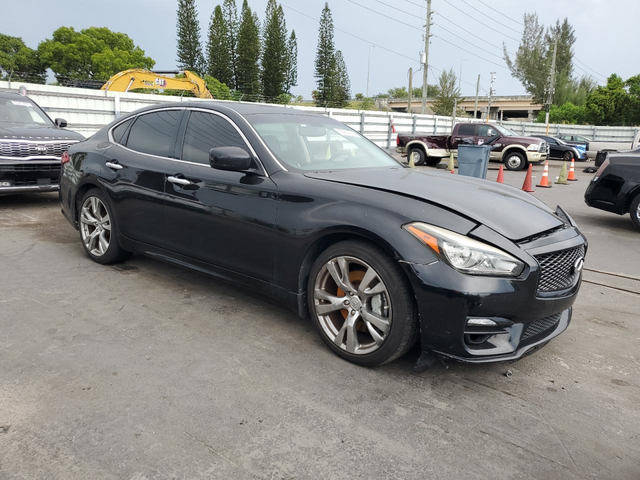 2012 Infiniti M37 - Image 4