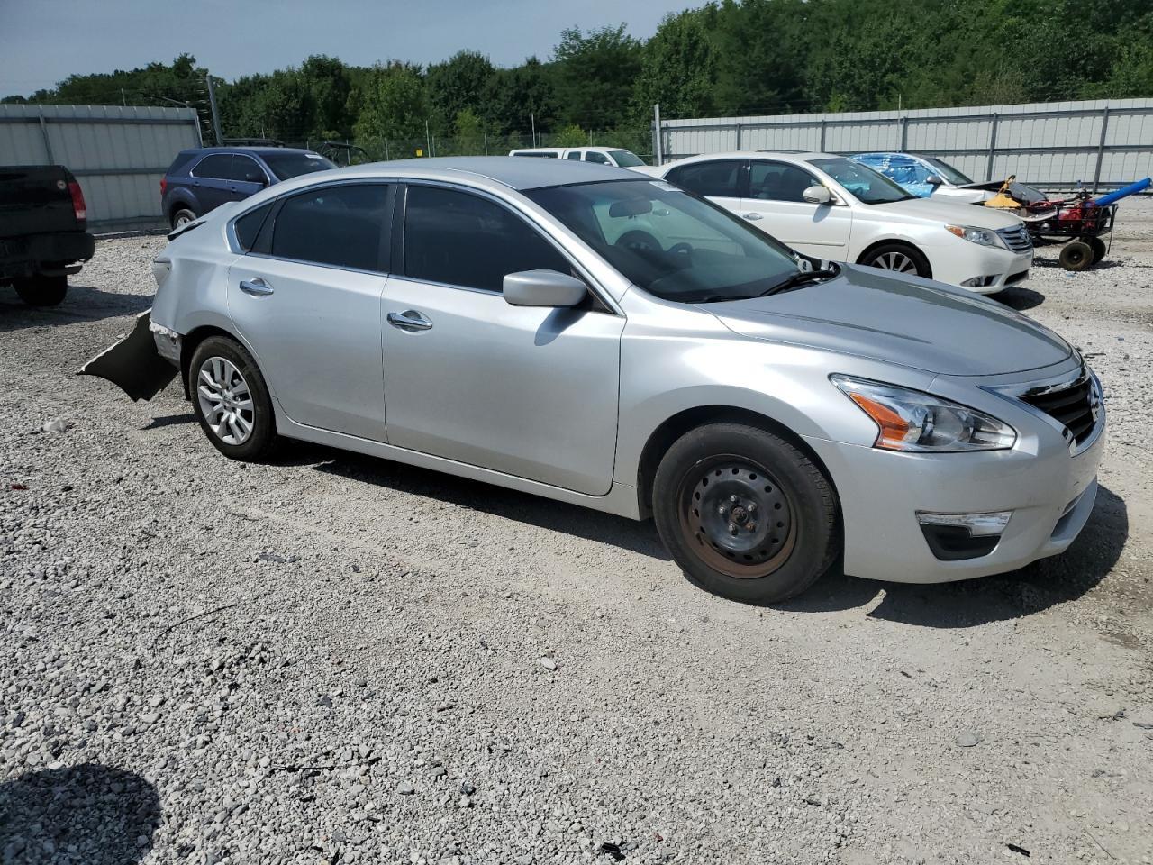 2015 Nissan Altima 2.5 - Фото 4