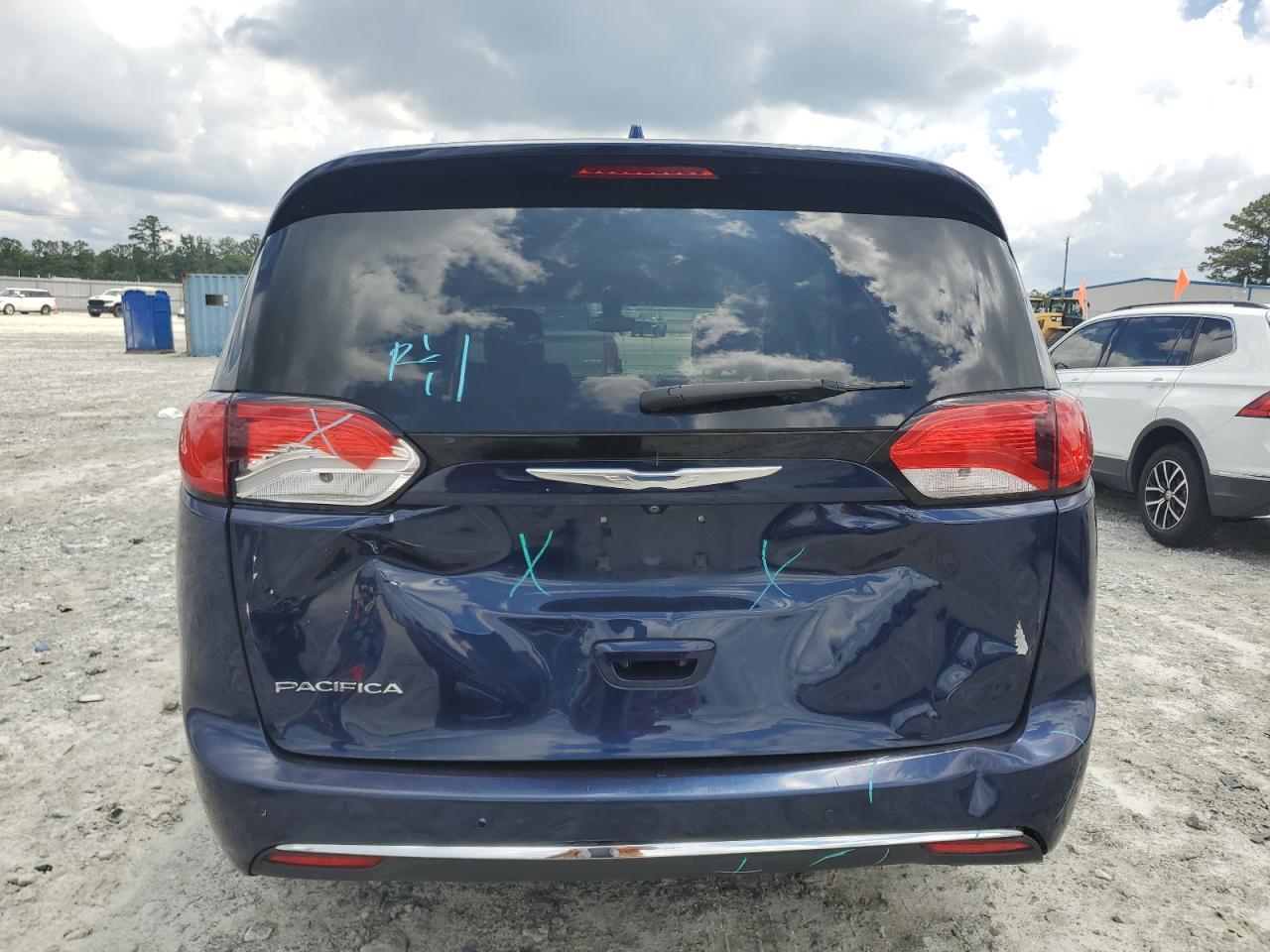 2017 Chrysler Pacifica Touring L - Фото 6