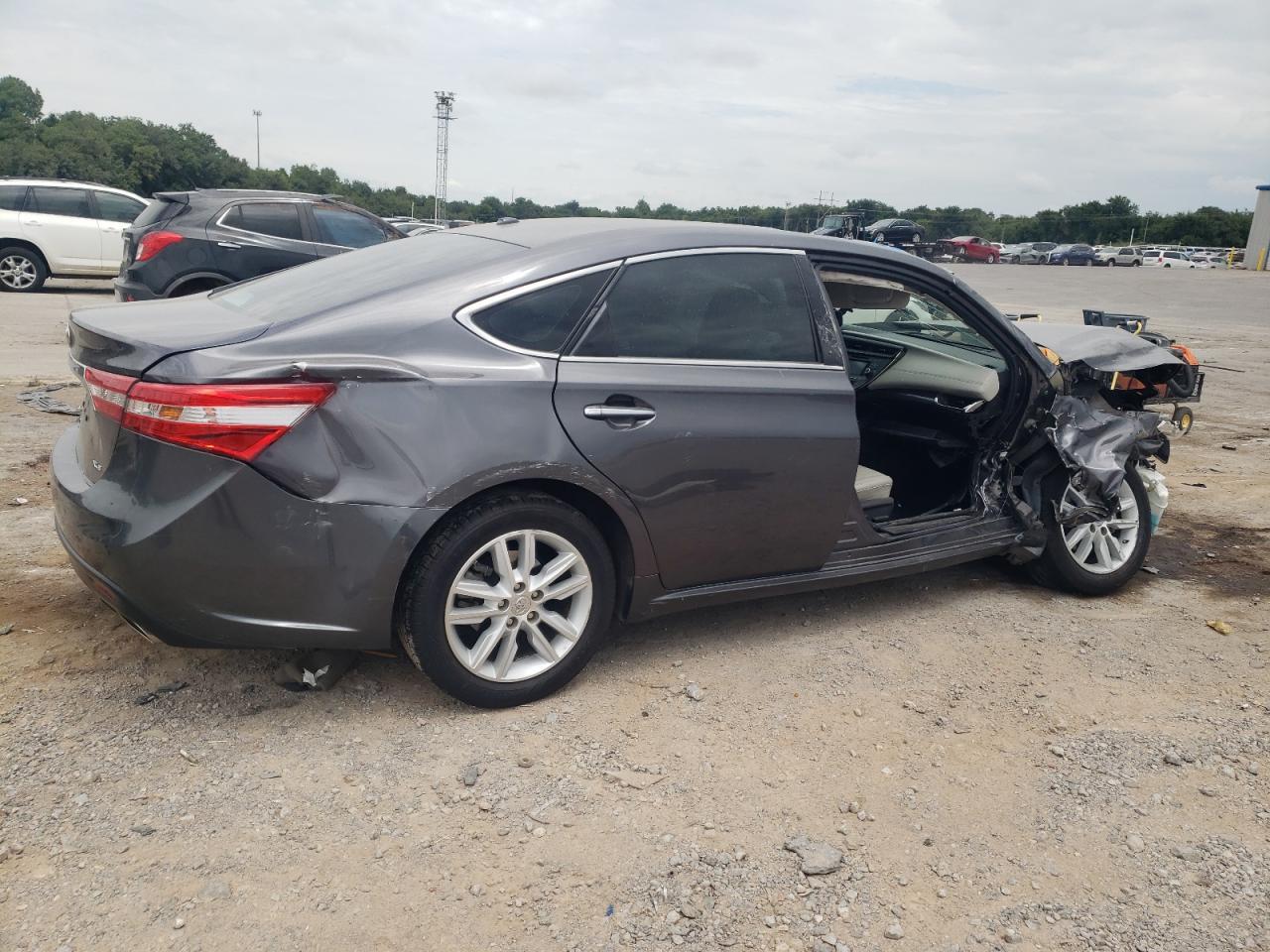 2015 Toyota Avalon Xle - Фото 3