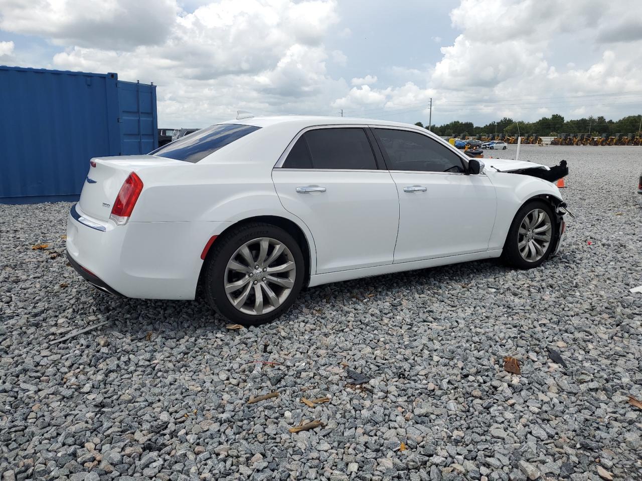 2019 Chrysler 300 Limited - Image 3