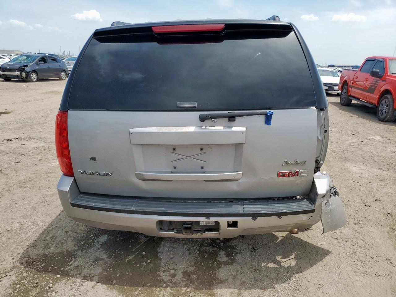 2009 GMC Yukon Sle - Image 6