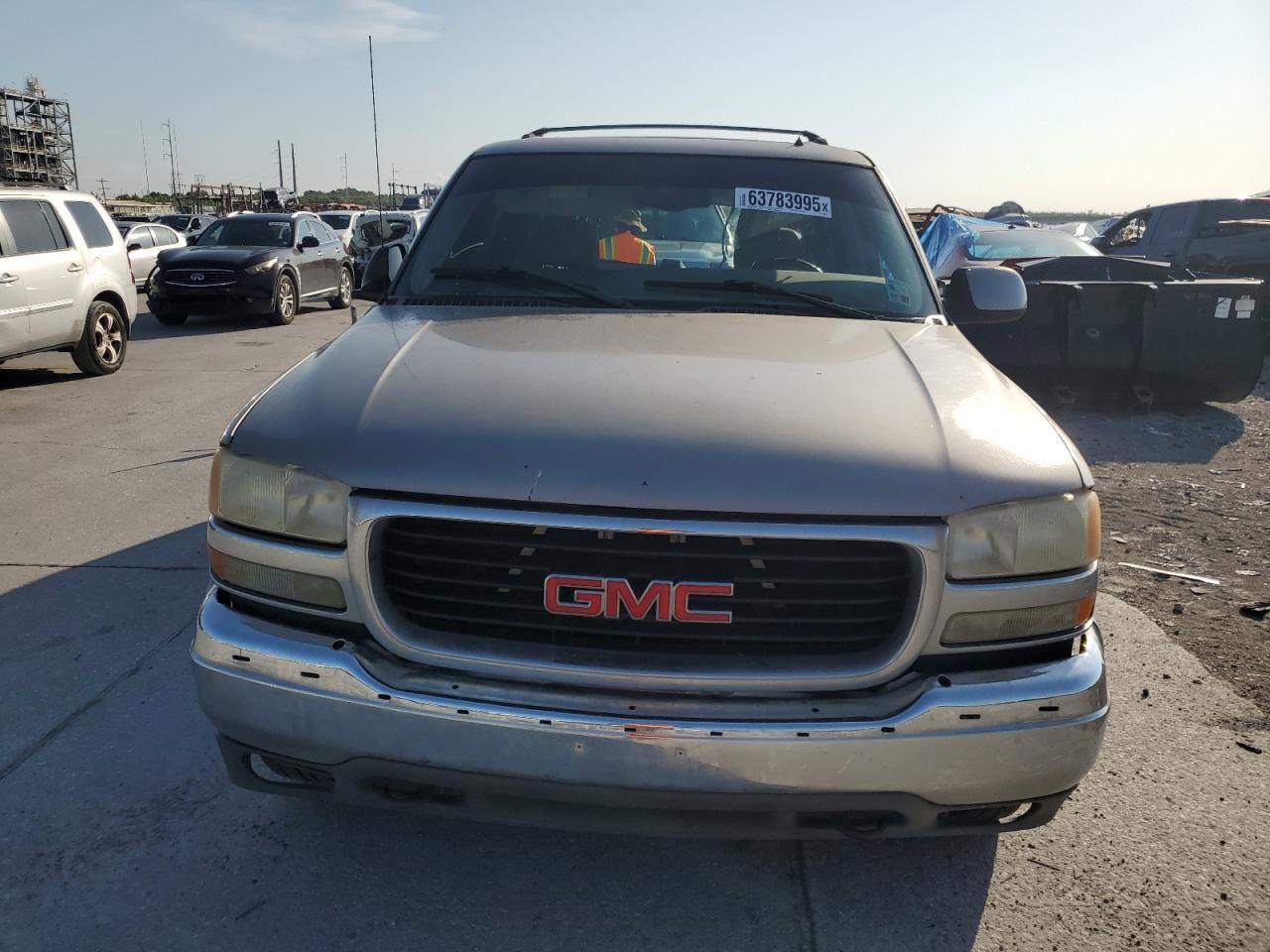 2002 GMC Yukon Xl C1500 - Фото 5