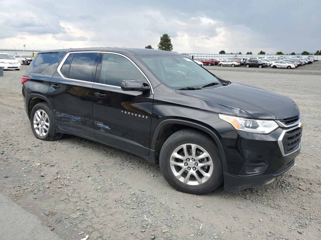 2018 Chevrolet Traverse Ls - Фото 4