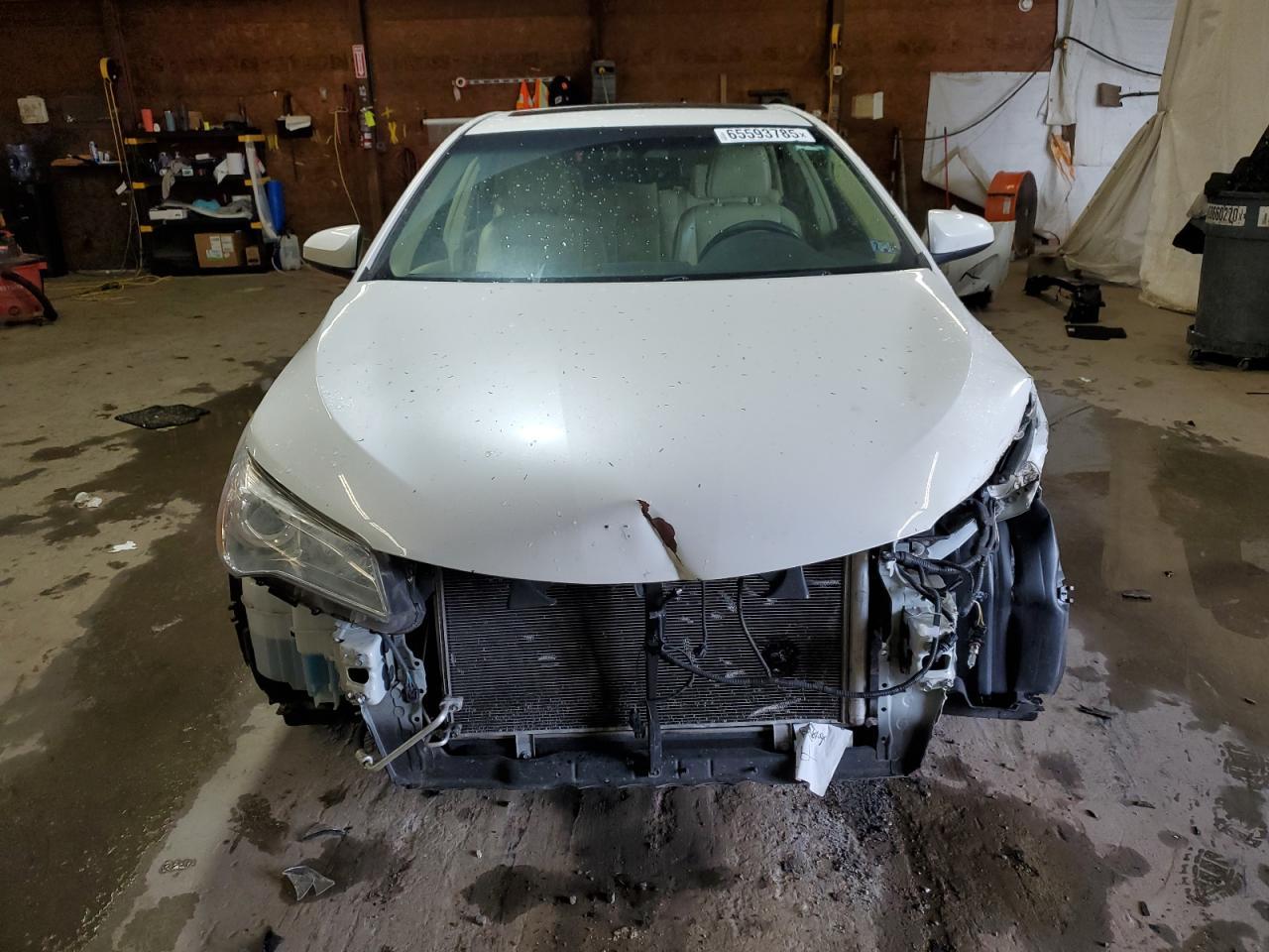 2016 Toyota Camry Le - Image 5