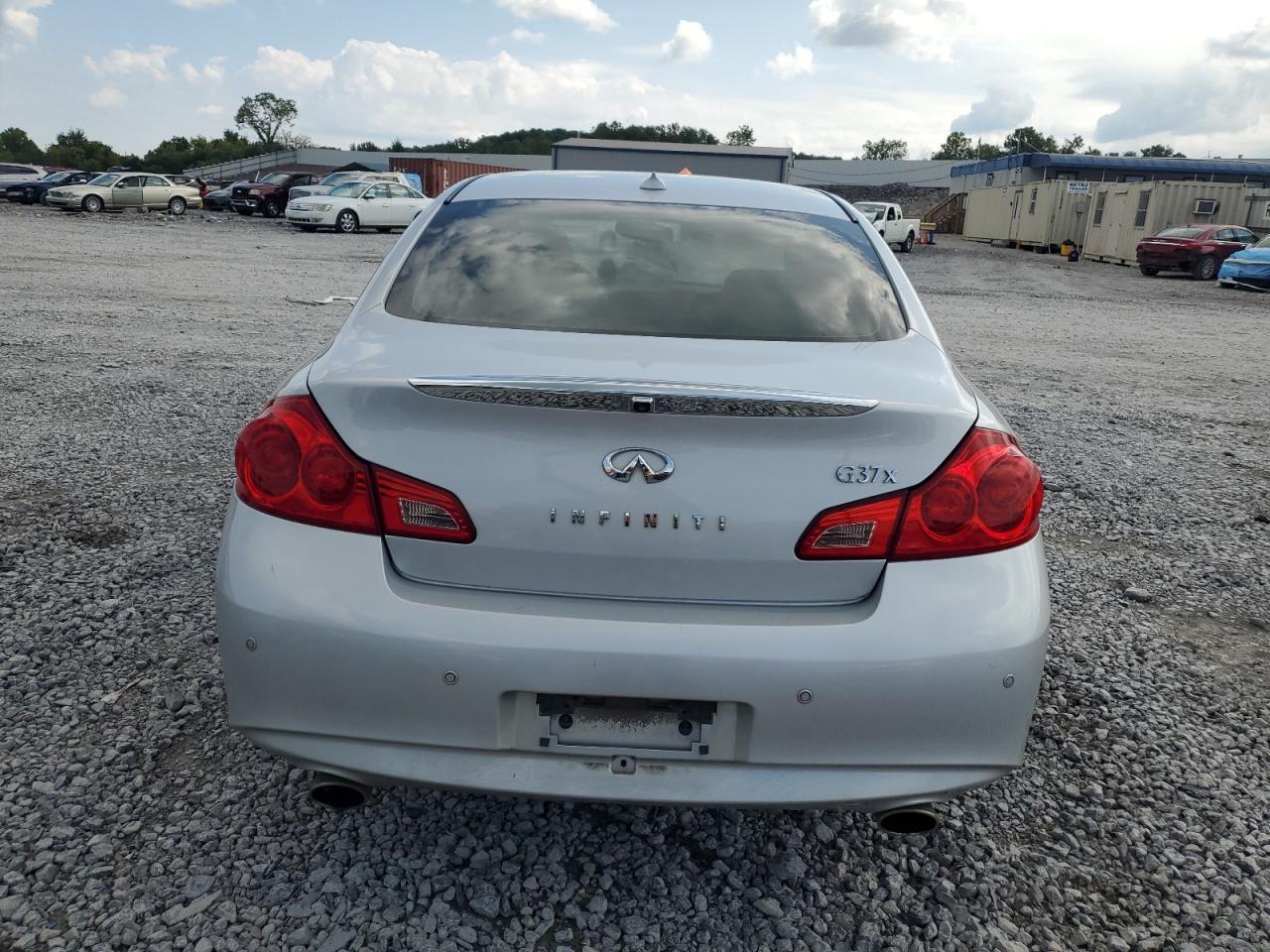 2013 Infiniti G37 - Image 6