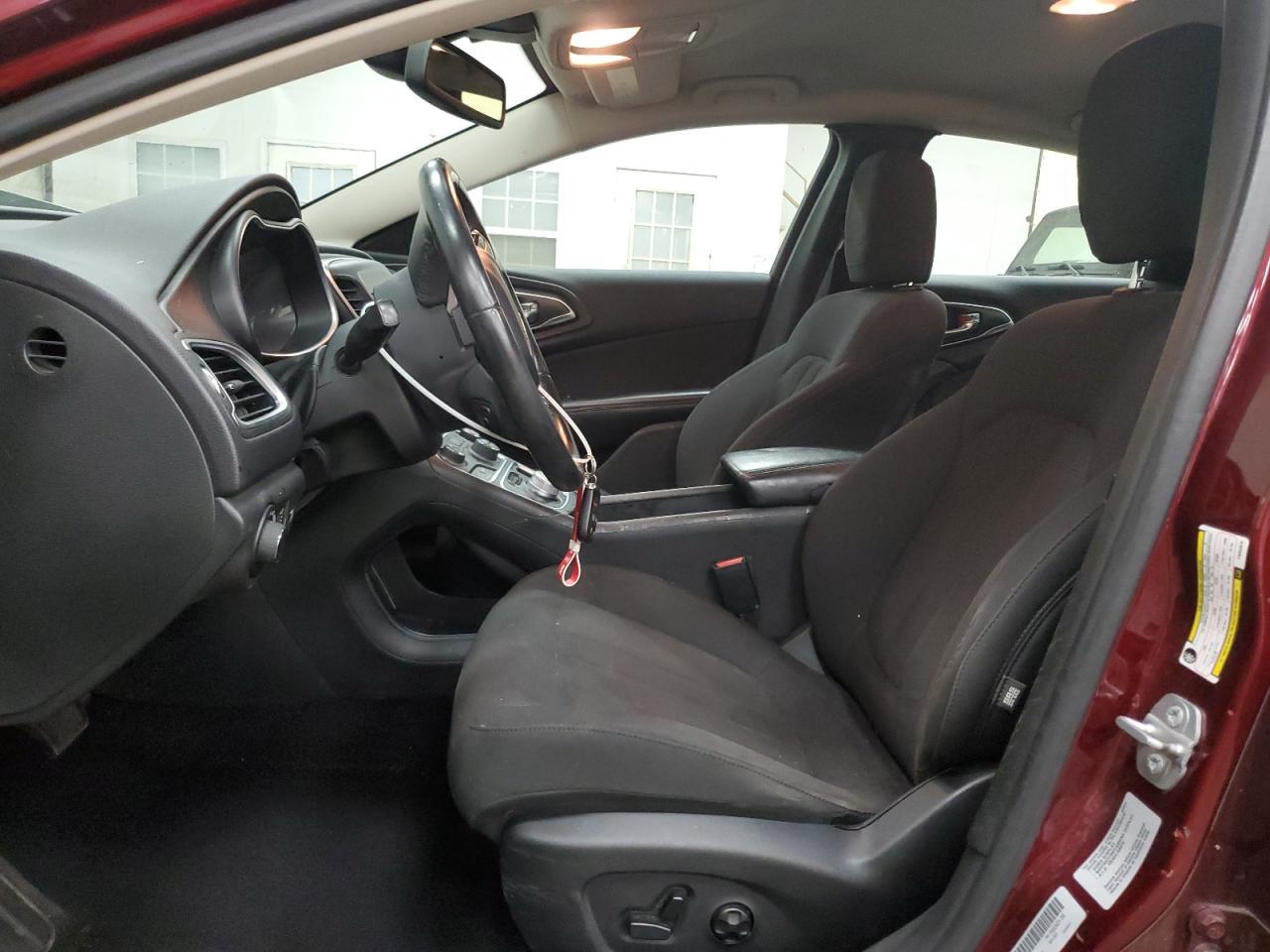 2015 Chrysler 200 Limited - Image 7