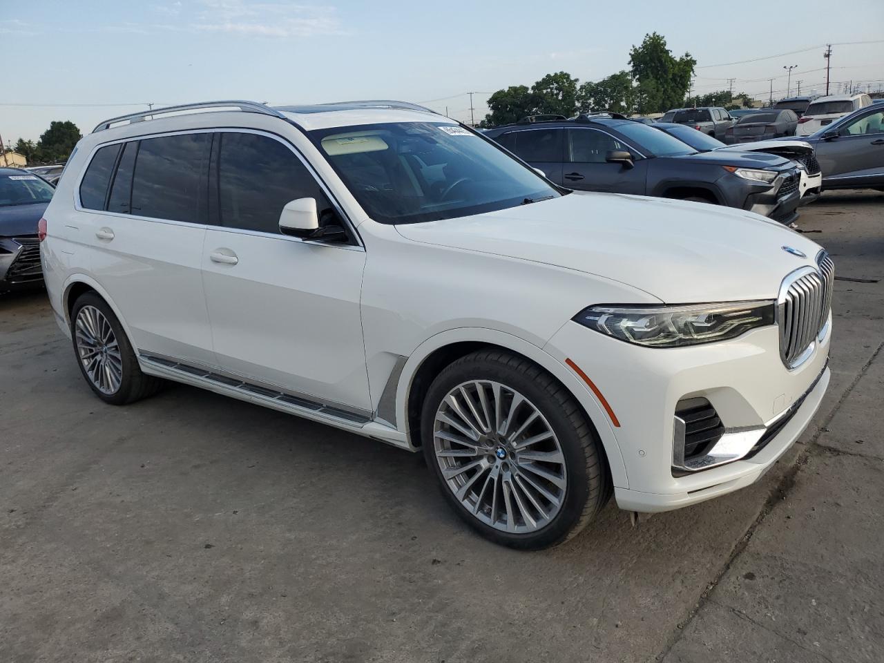 2019 BMW X7 xDrive50I - Фото 4