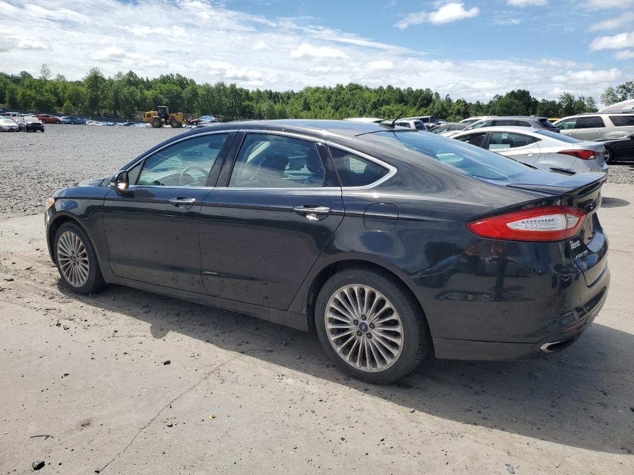 2013 Ford Fusion Titanium - Фото 2