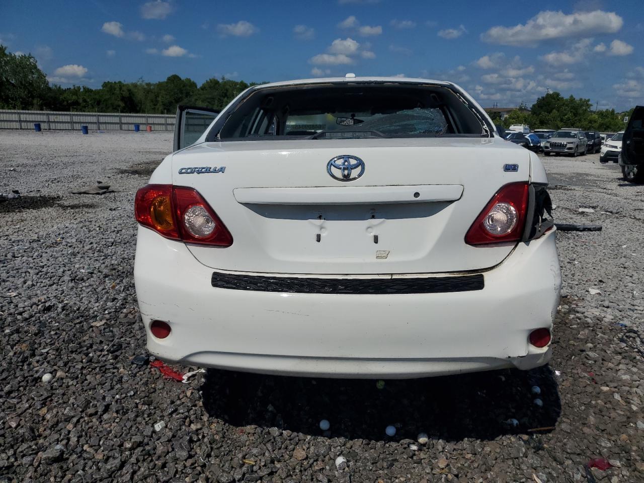 2010 Toyota Corolla Base - Фото 6