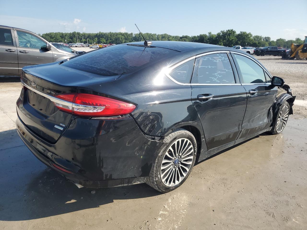 2017 Ford Fusion Se - Фото 3