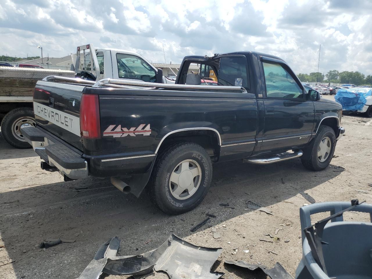 1995 Chevrolet Gmt-400 K1500 - Фото 3