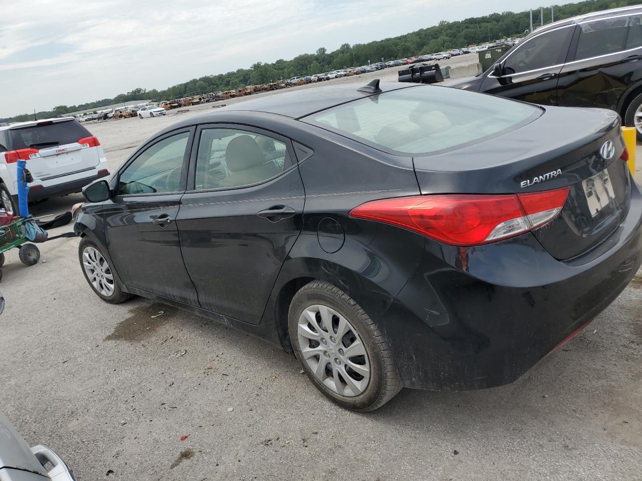 2013 Hyundai Elantra Gls - Фото 2