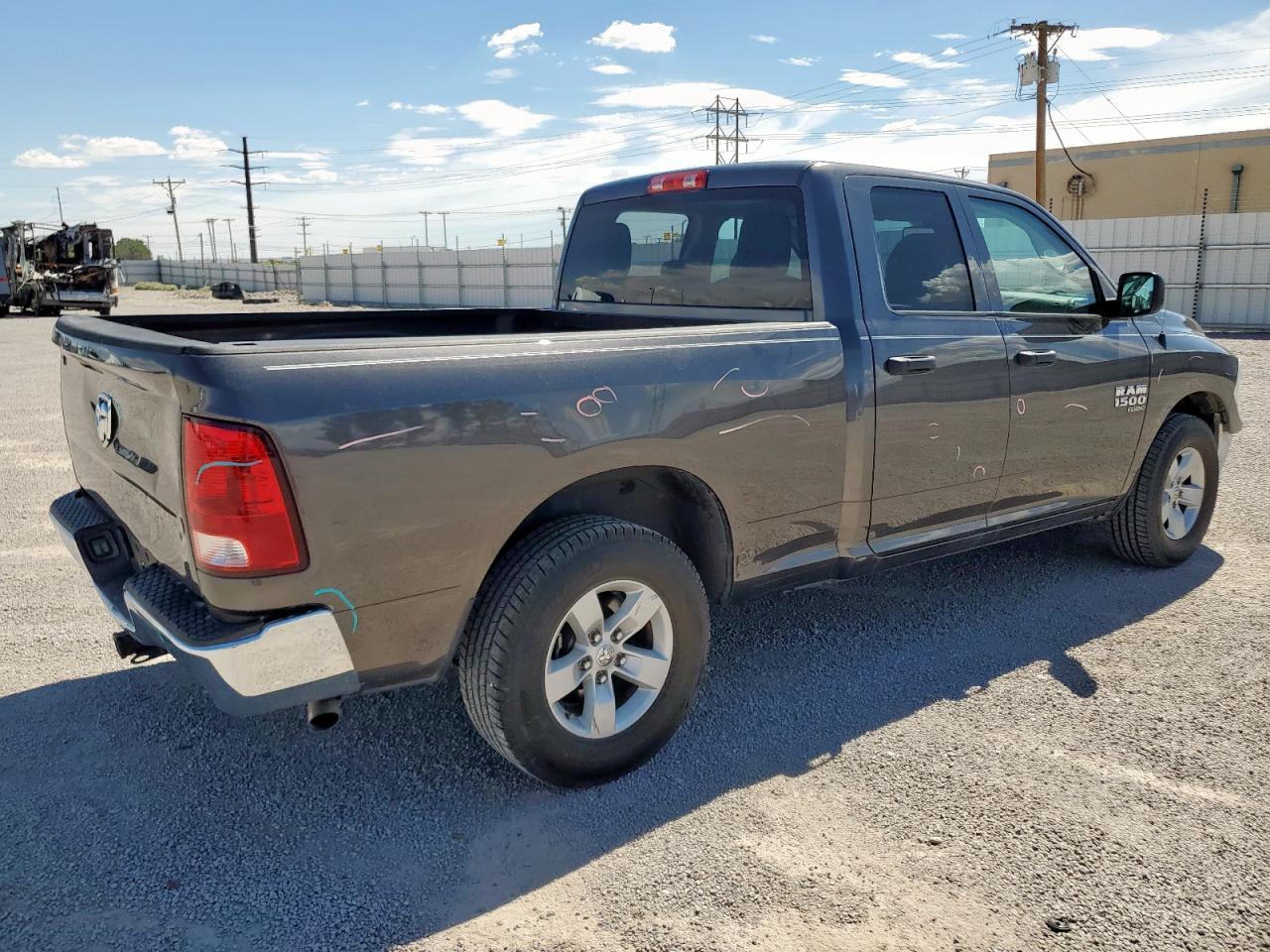 2019 Ram 1500 Classic Tradesman - Фото 3